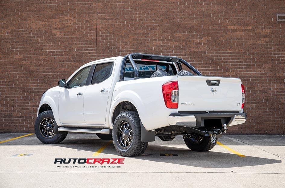 NISSAN NAVARA MAVERICK GLOSS BLACK MILLED ACCENTS